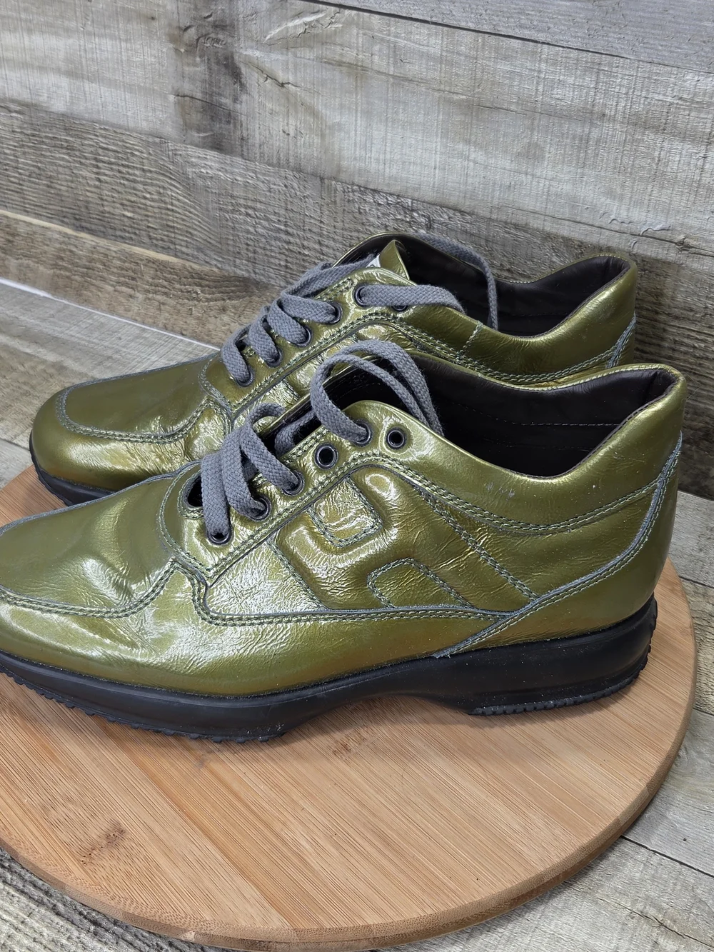 Vintage RARE Hogan Men's Metallic Olive Green Lace-Up Sneakers Sz 7.5